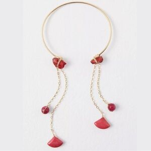 Free People Ariana Ost Bohemian Dripping Stones Armband in Gold Red New Rare HTF